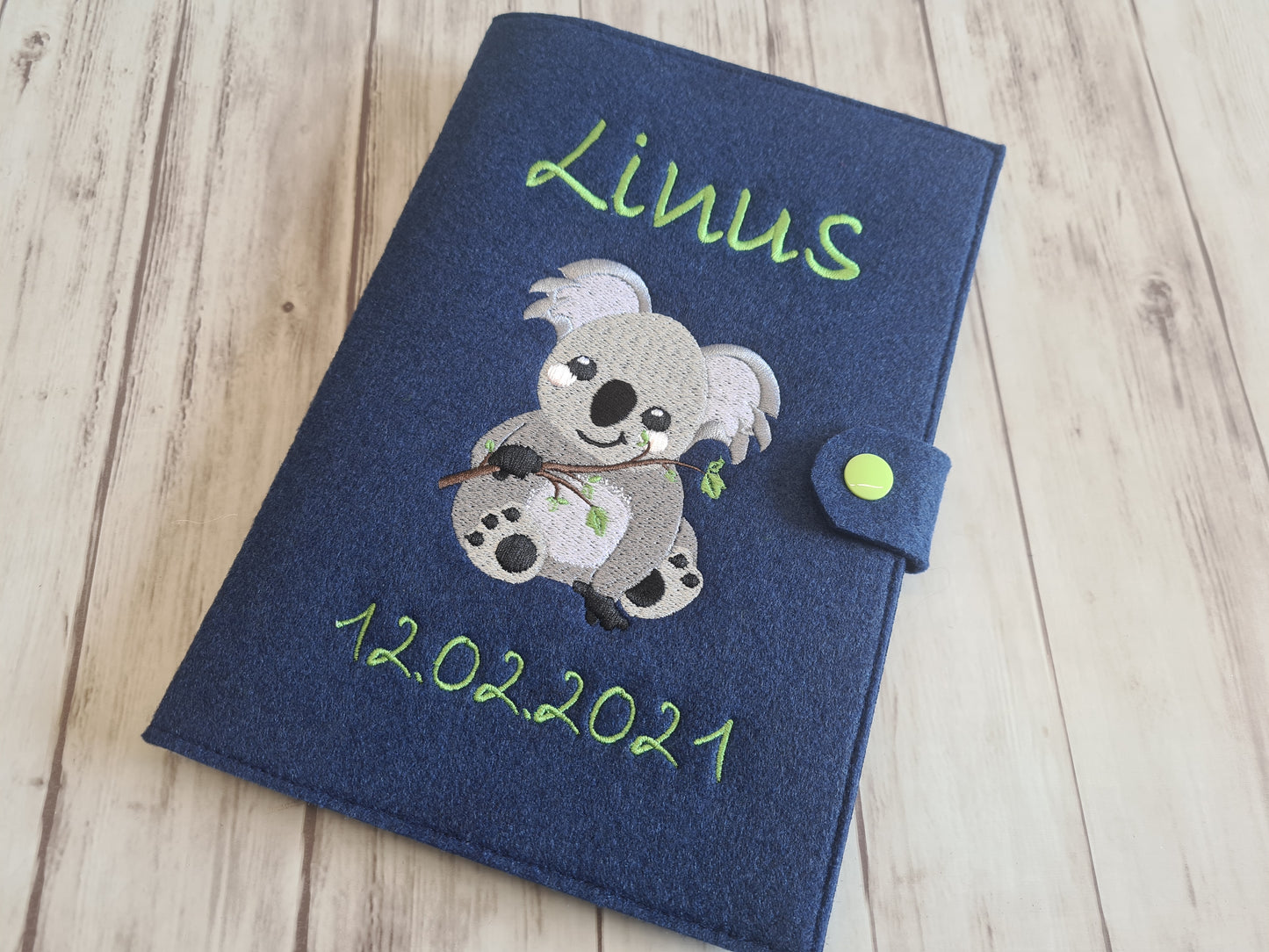 U-Heft Hülle Filz mit Name und Datum Koala